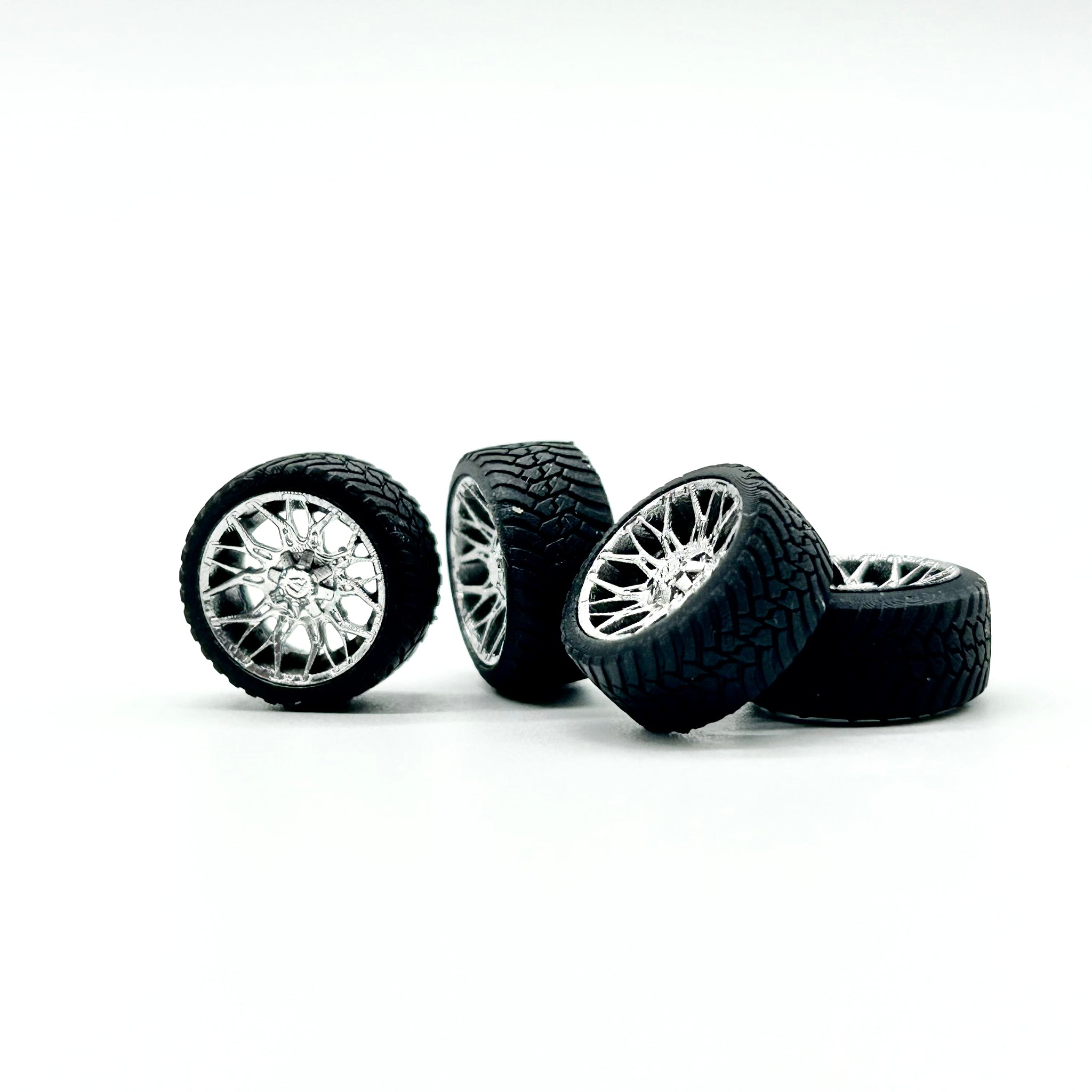 15mm Chrome Off-road FUEL Twitch Specialty Wheels